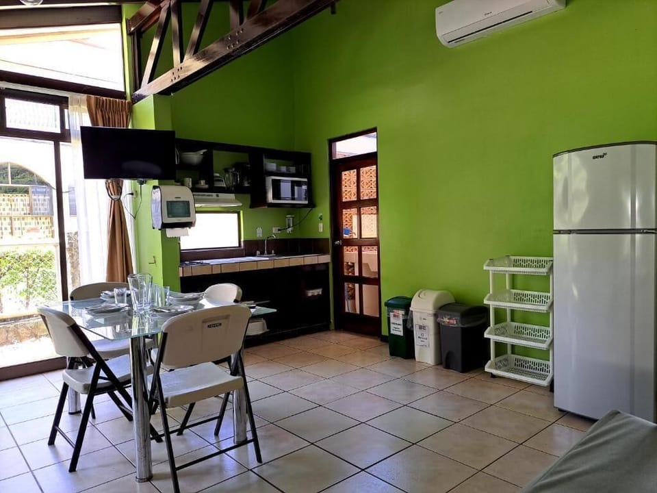 Villa Studio | Dining room