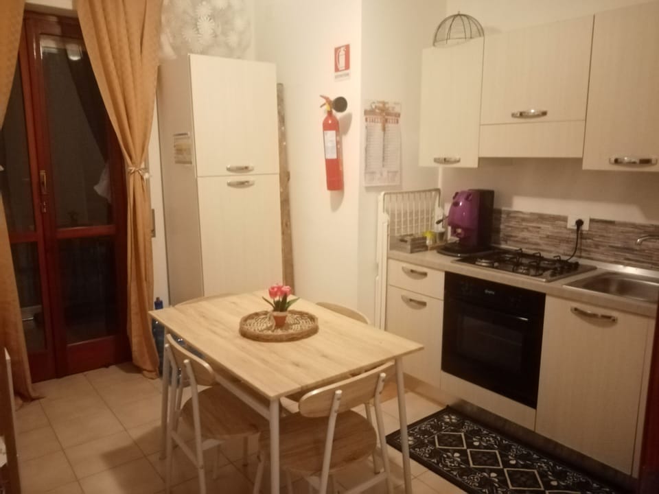 Shared fridge, electric kettle