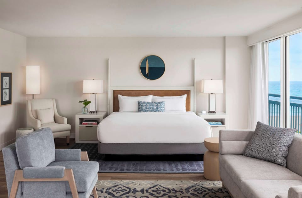 Royal Suite, 1 King Bed (Palm) | Premium bedding, down comforters, pillowtop beds, in-room safe