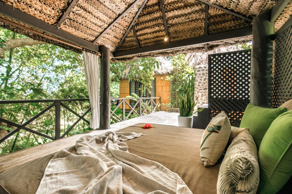 Tree House | Terrace/patio