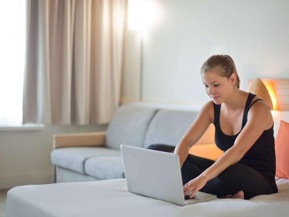 Executive Room, 1 King Bed | Premium bedding, memory foam beds, minibar, in-room safe