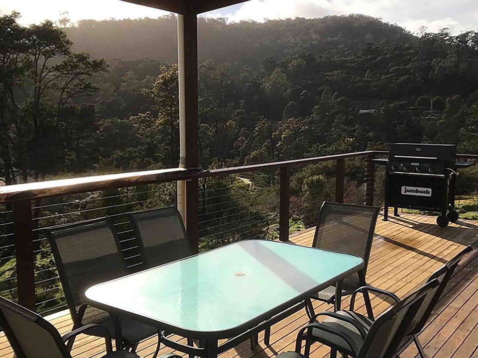 Cottage, 3 Bedrooms, 2 Bathrooms | Terrace/patio