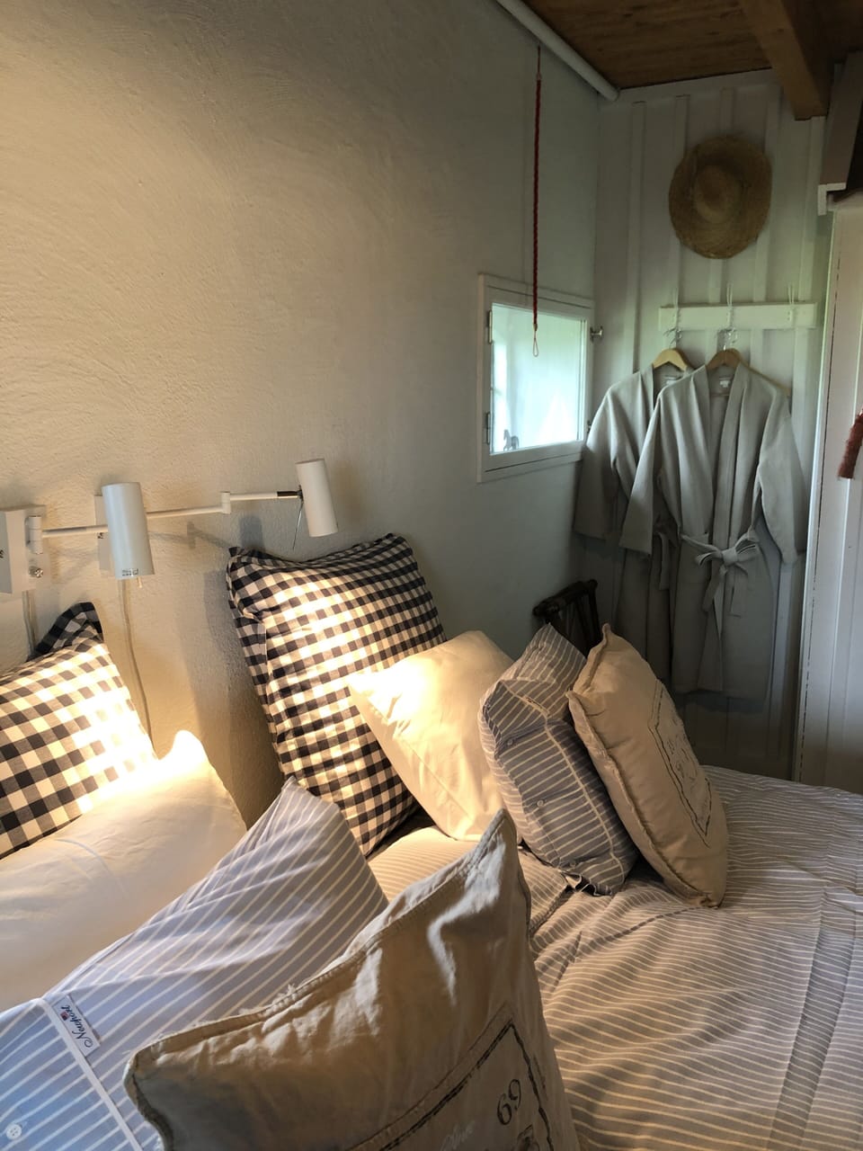Twin Room, Garden View | Individually decorated, blackout drapes, soundproofing