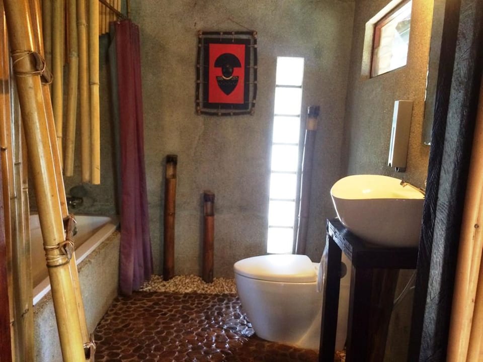 Village House | Bathroom | Combined shower/tub, deep soaking tub, free toiletries, hair dryer