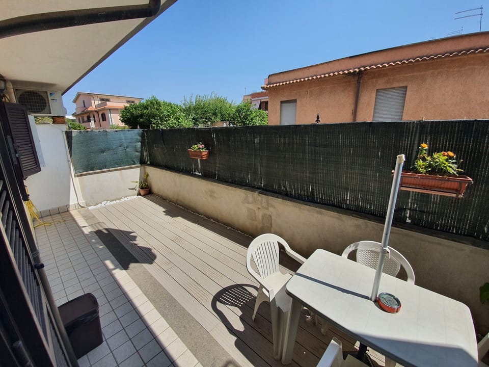 Deluxe Quadruple Room | Terrace/patio