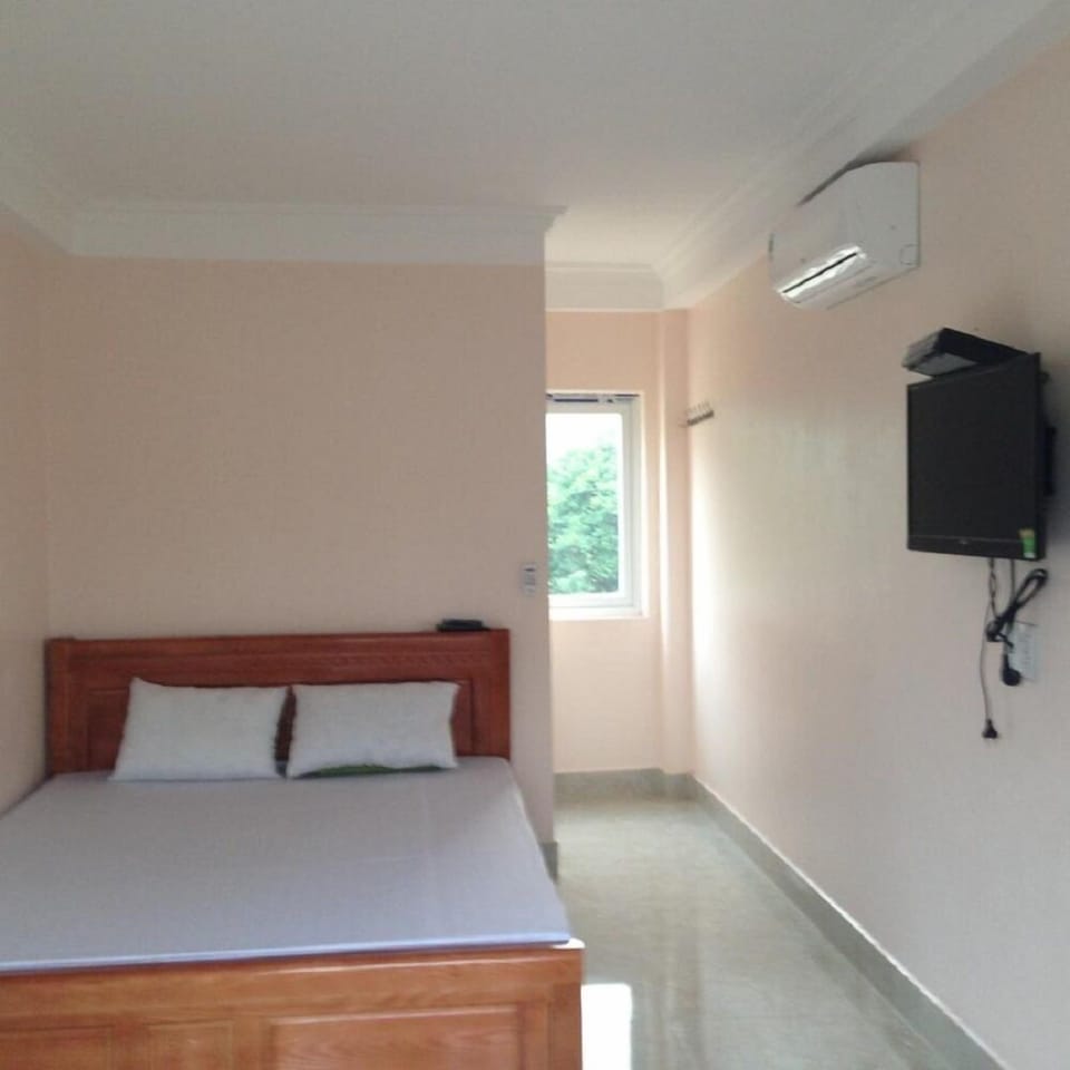 Single Room | Desk, free WiFi, bed sheets