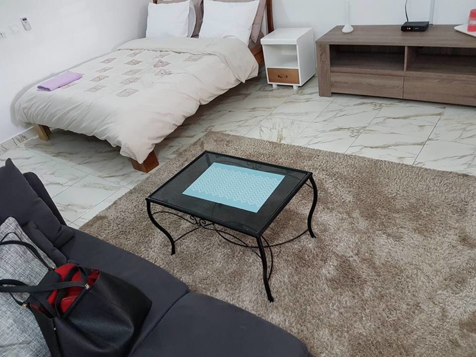 Classic Studio | Premium bedding, down comforters, blackout drapes