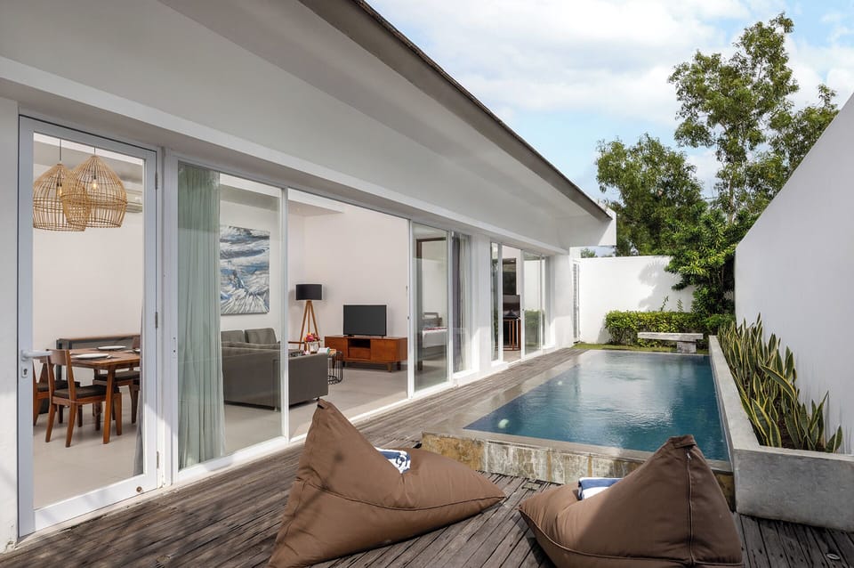 Private pool