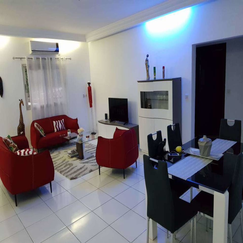 Comfort Studio Suite, 1 Bedroom | Living area | LCD TV