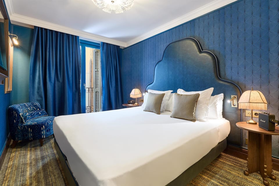 Down comforters, Select Comfort beds, minibar, in-room safe