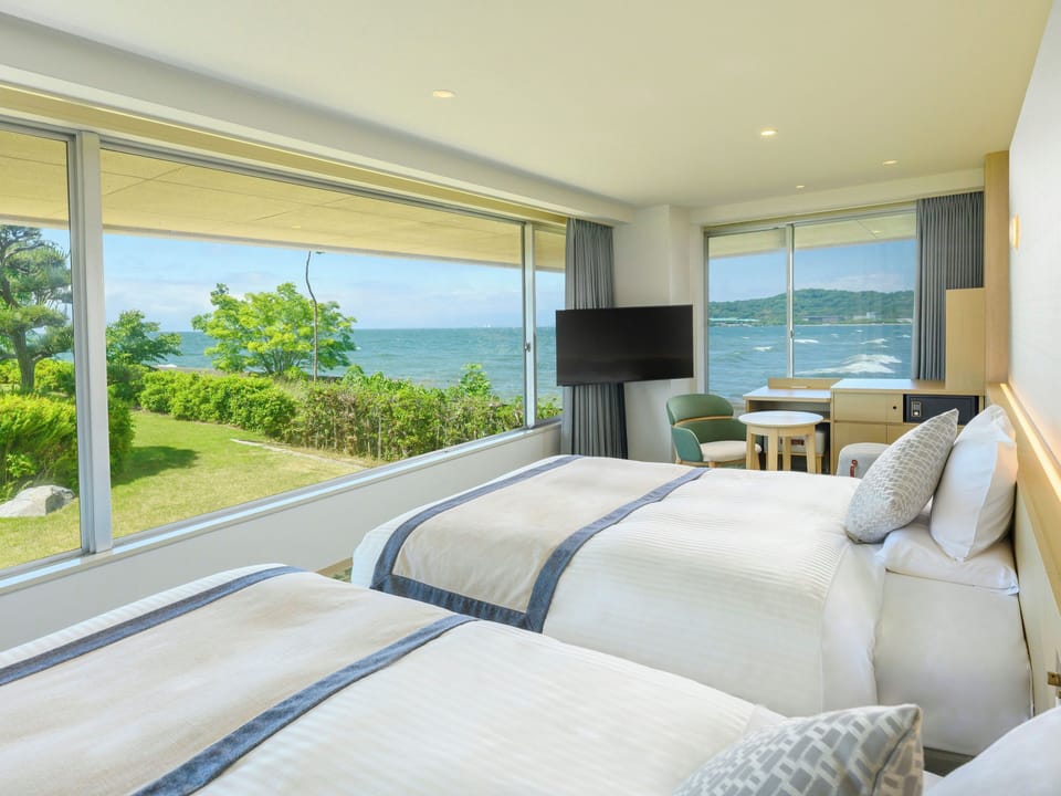 Superior Corner View (Non-smoking) | View from room