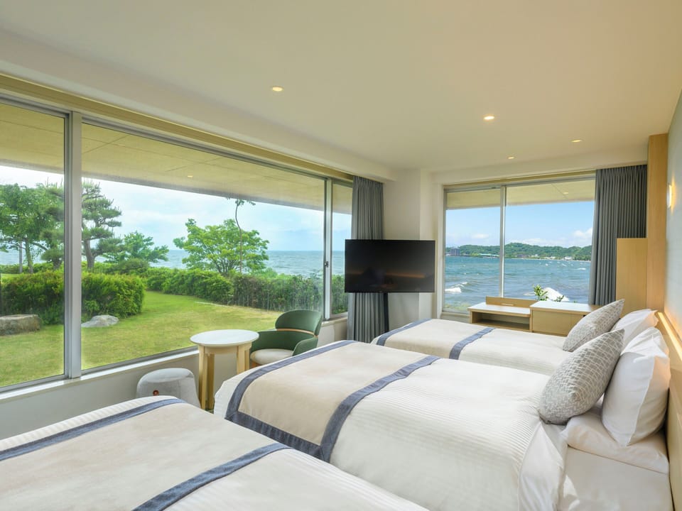 Superior Corner View (Non-smoking) | View from room
