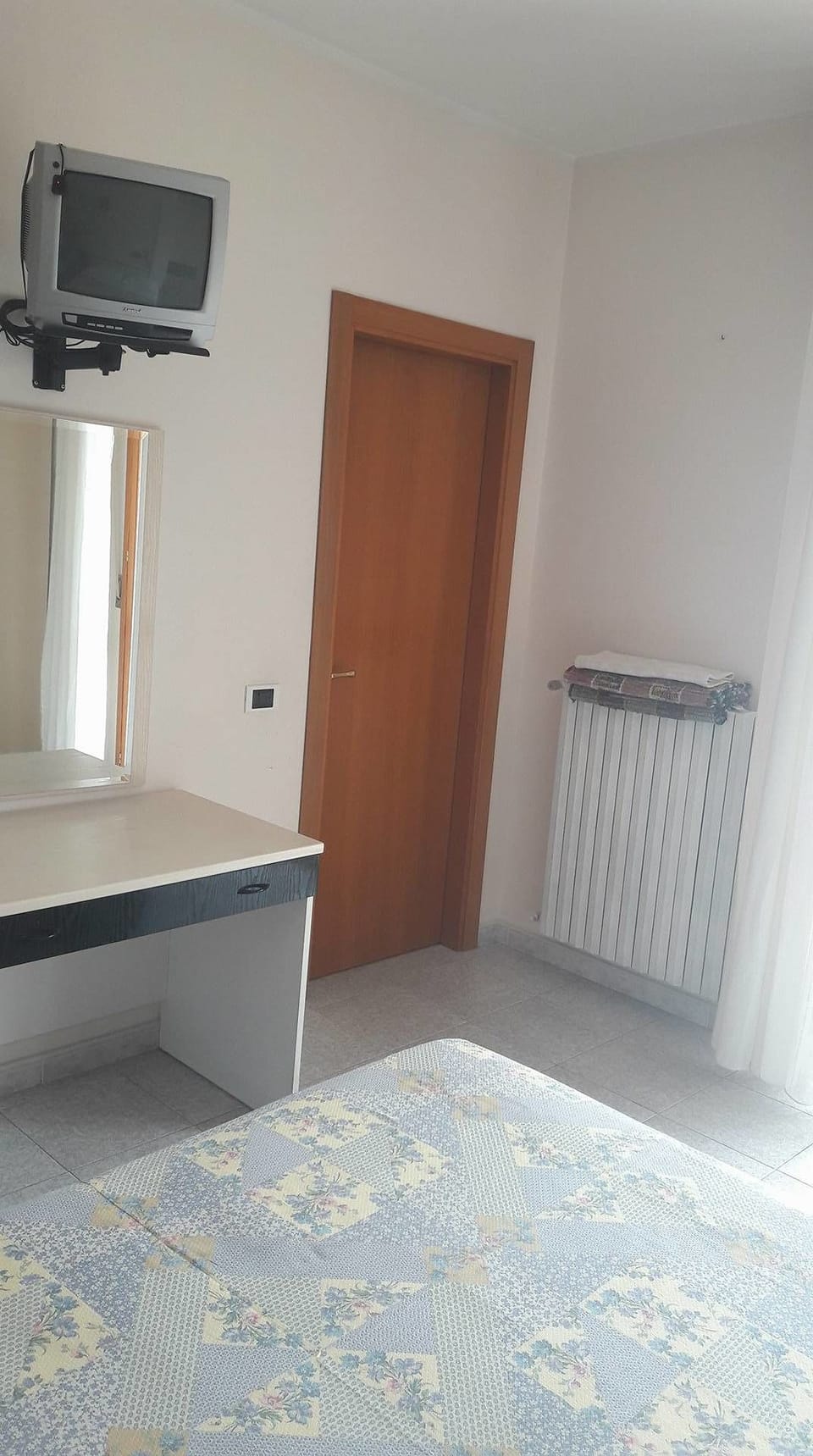 Double or Twin Room | Free cribs/infant beds, rollaway beds, free WiFi