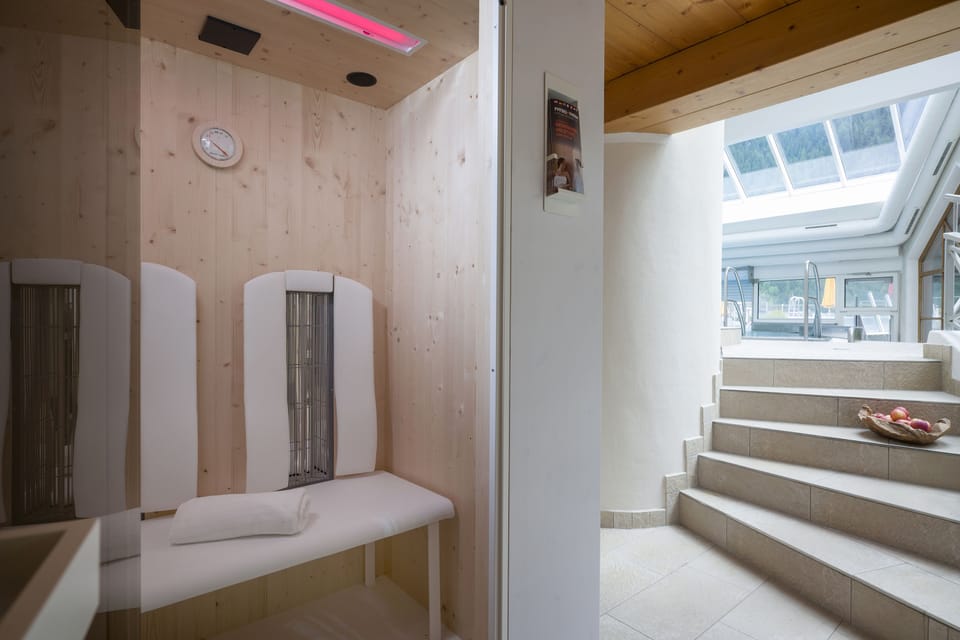 Sauna, hot tub, steam room, body treatments, sports massages, body wraps