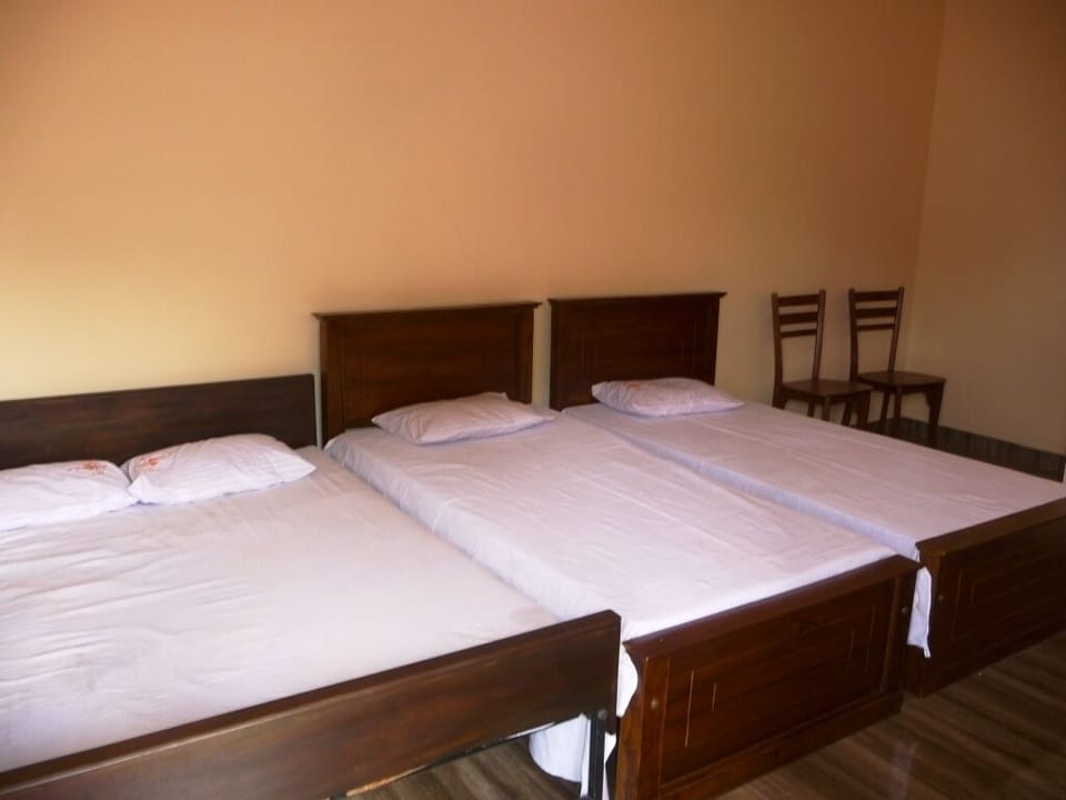 1 bedroom, premium bedding, iron/ironing board