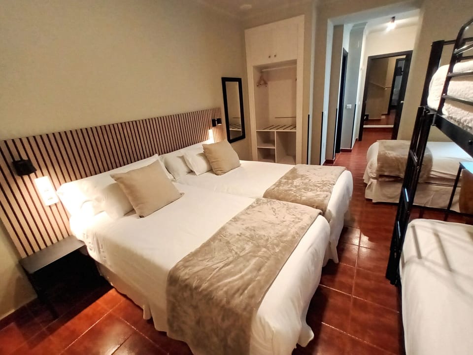 Room, Multiple Beds | Desk, free WiFi, bed sheets