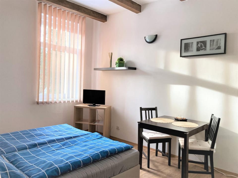 Double or Twin Room, Refrigerator | Minibar, free WiFi, bed sheets