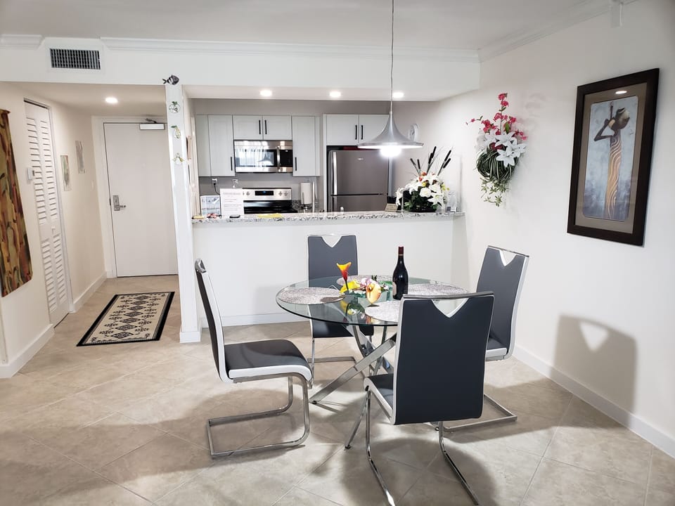 Dinning Area and Kitchen