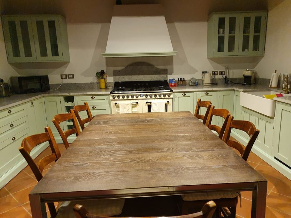The newly installed kitchen with range cooker..