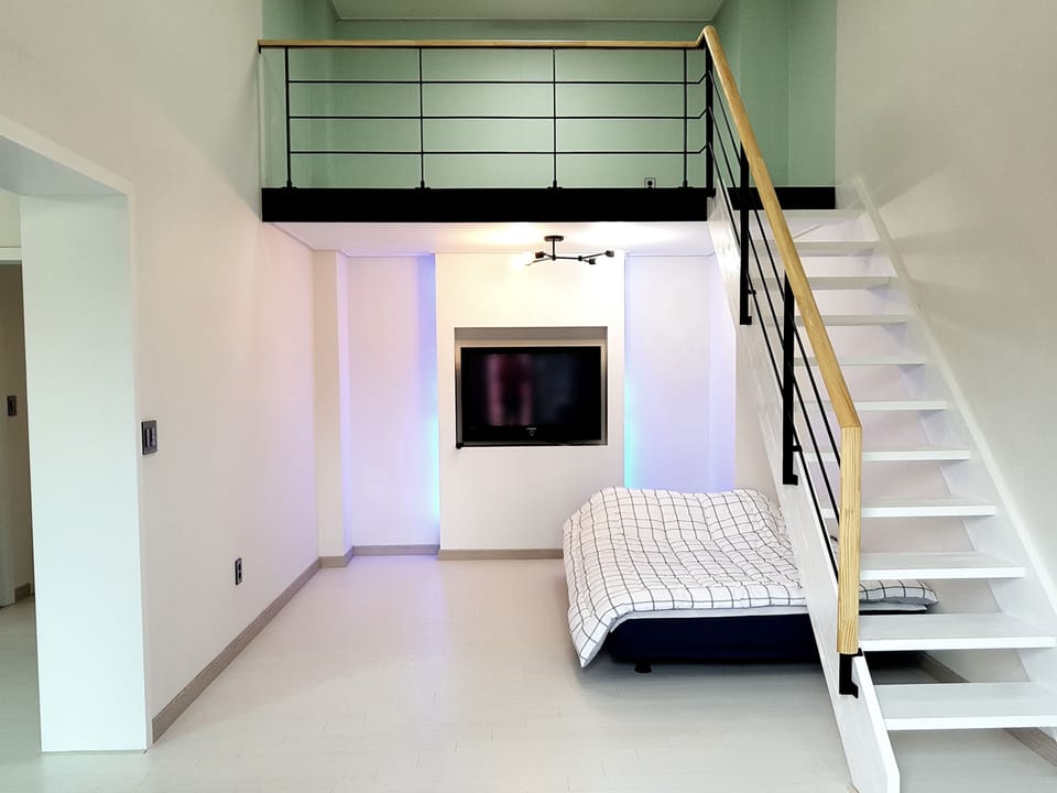 Duplex (Rosemary) | Free WiFi