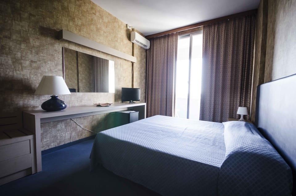 Standard Double Room, Balcony | Cribs (surcharge), WiFi (free)