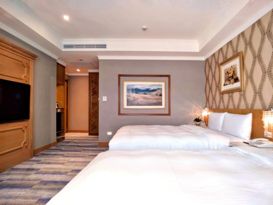 Quadruple Room | Premium bedding, down comforters, free minibar, in-room safe
