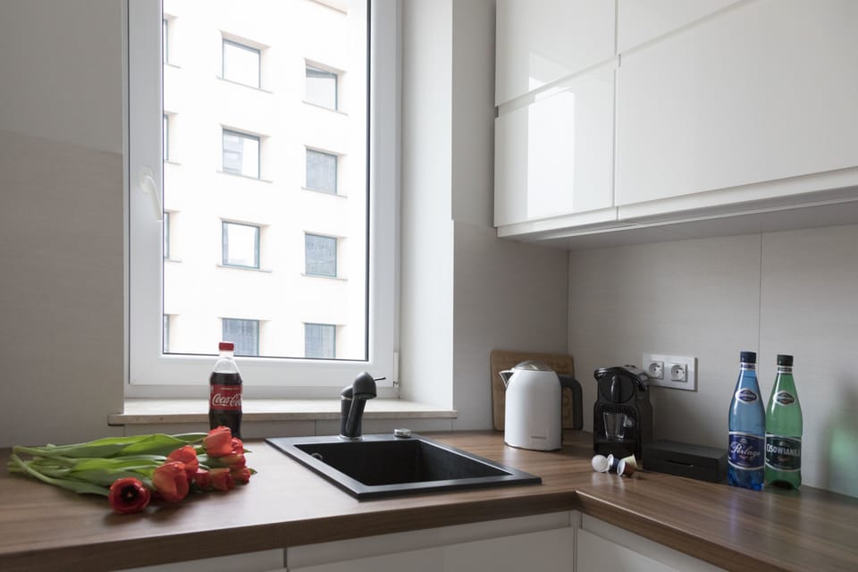 Executive Apartment, 2 Bedrooms, Kitchenette | Private kitchenette | Fridge, oven, stovetop, dishwasher