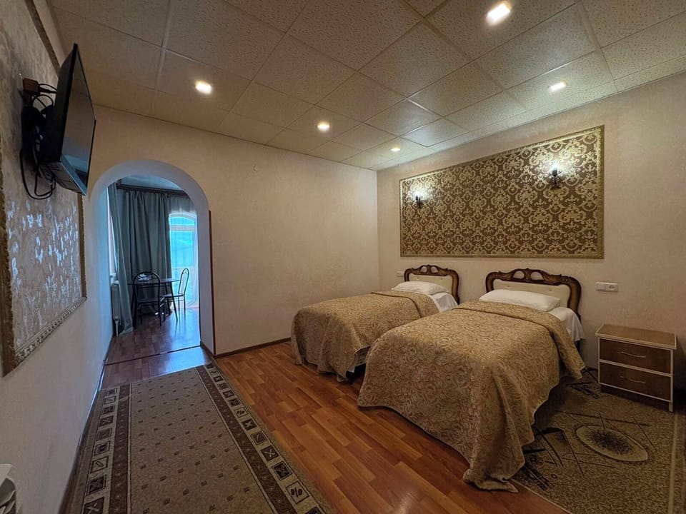 Family Suite, 2 Bedrooms - 203 | Frette Italian sheets, premium bedding, individually decorated
