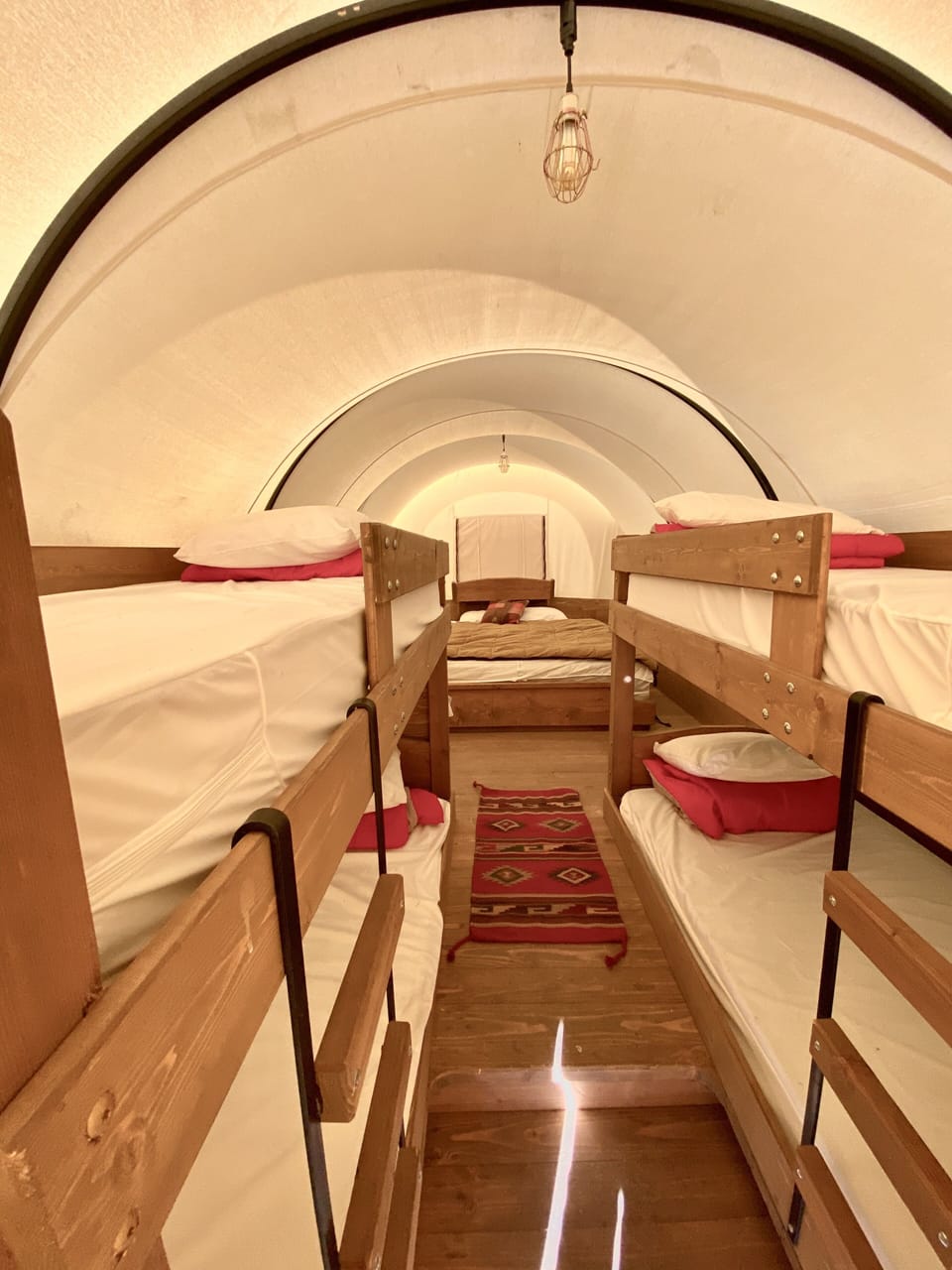 Conestoga Wagon - no bathroon | Free WiFi