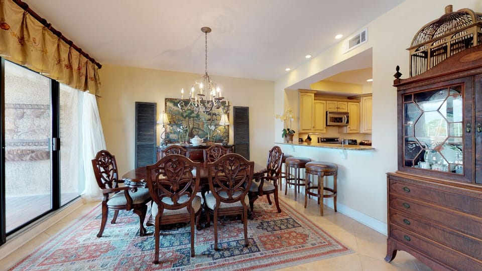 Dining Room with Seating for Six