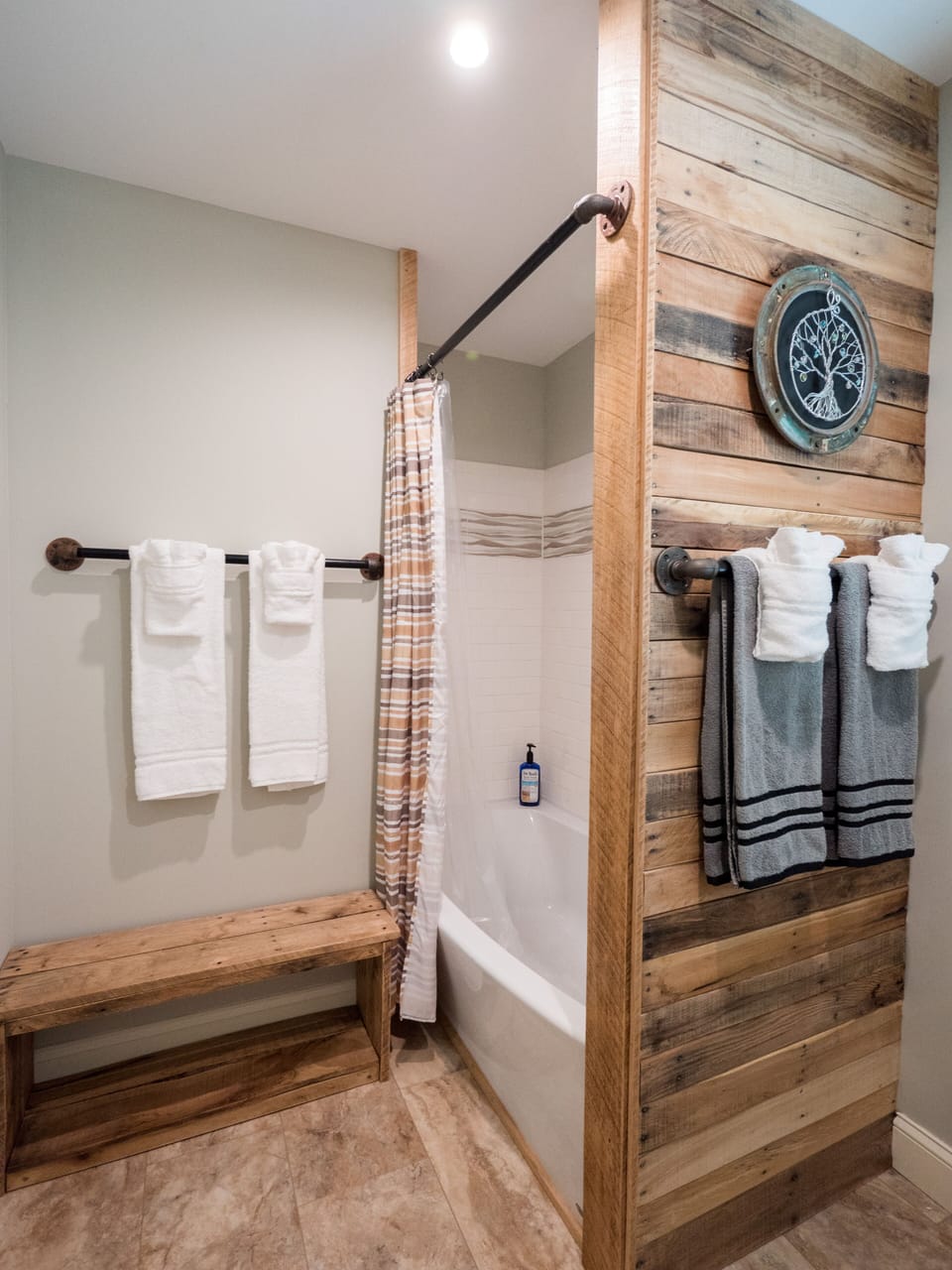 Plenty of towels for all guests