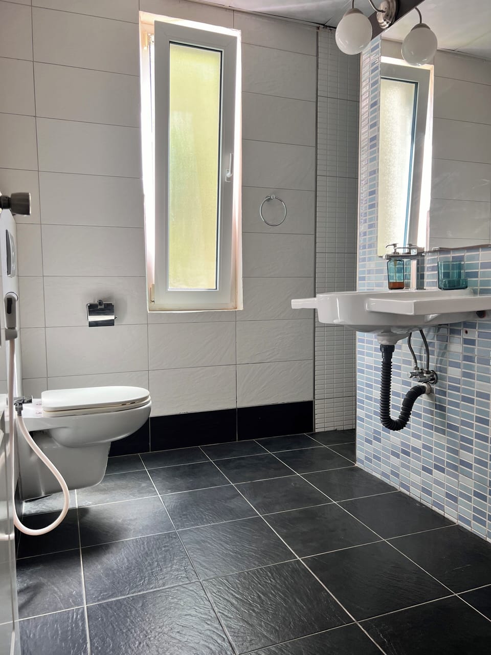 Superior Room, Pool View | In-room safe, desk, blackout drapes, WiFi (free)