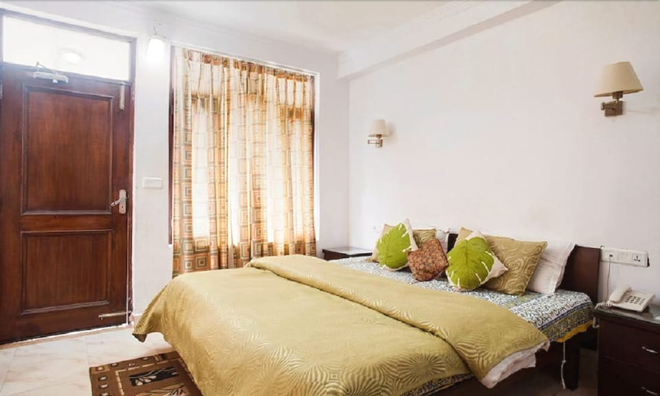 Desk, rollaway beds, free wired internet, bed sheets