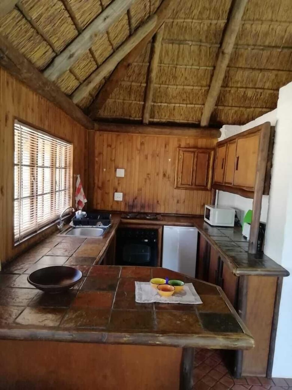 Honeymoon Cottage | Private kitchen | Mini-fridge, freezer