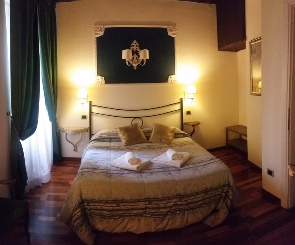 2 bedrooms, desk, free WiFi, bed sheets