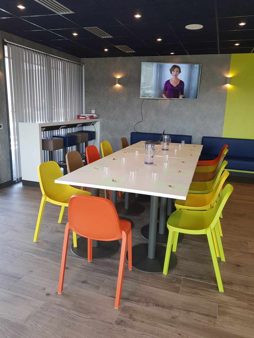 Meeting facility