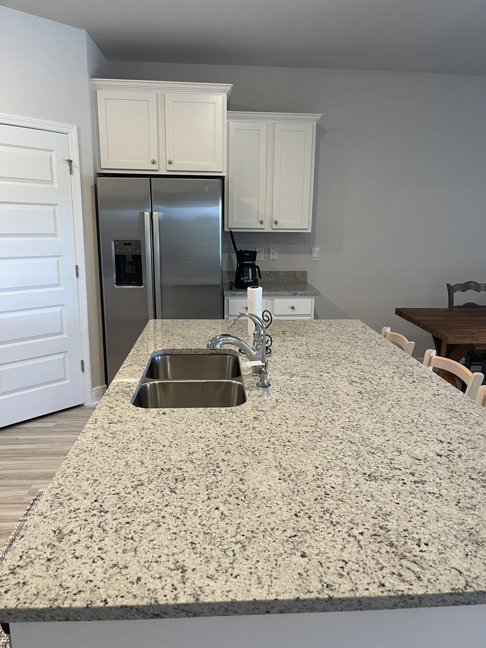 Kitchen island with 4 barstool seats