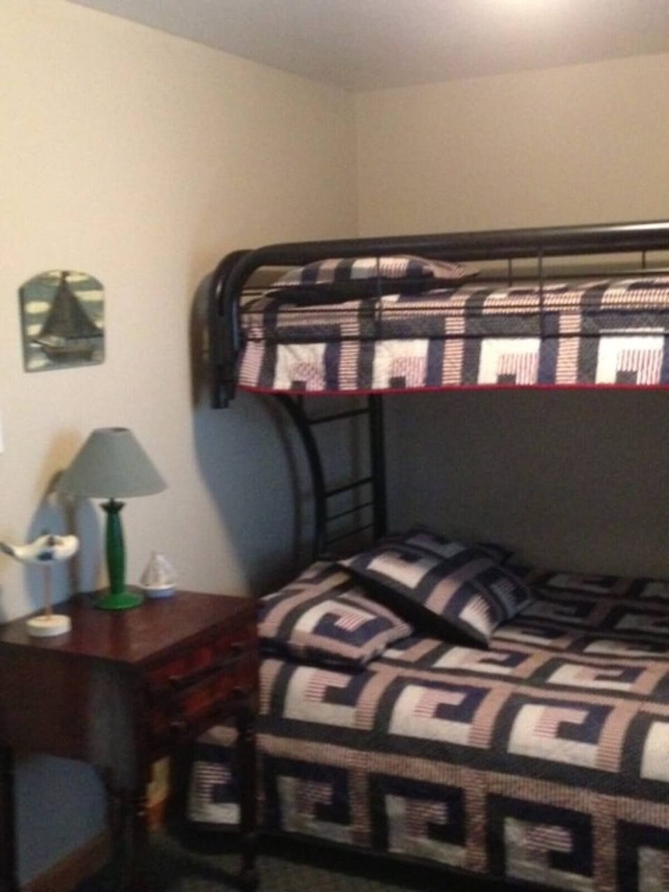 3rd Bedroom Bunkbed Full/Twin
