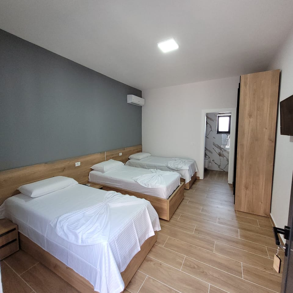 Standard Triple Room | Soundproofing