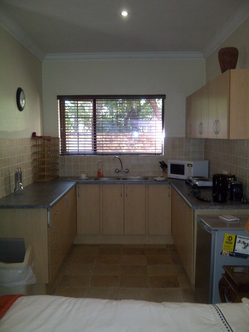 Luxury Studio | Private kitchenette | Fridge, microwave, espresso maker, coffee/tea maker