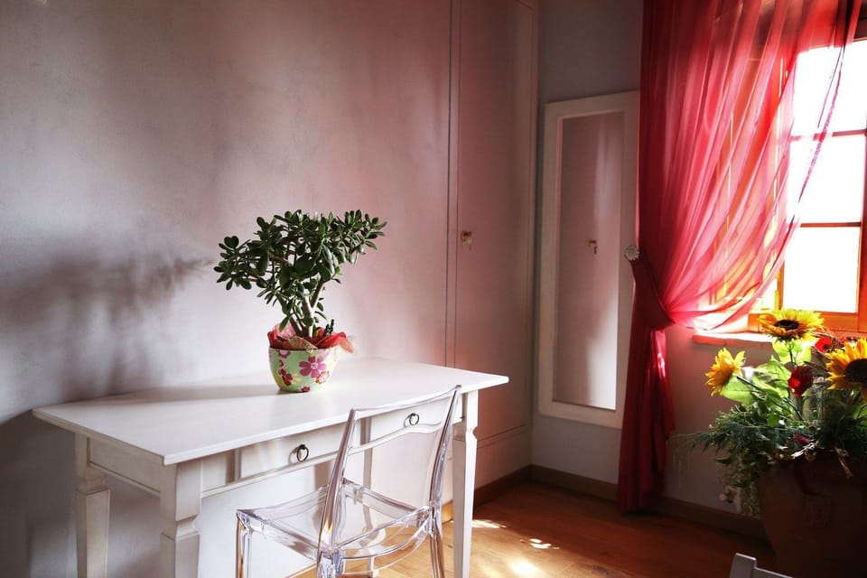 Double Room | Desk, free WiFi