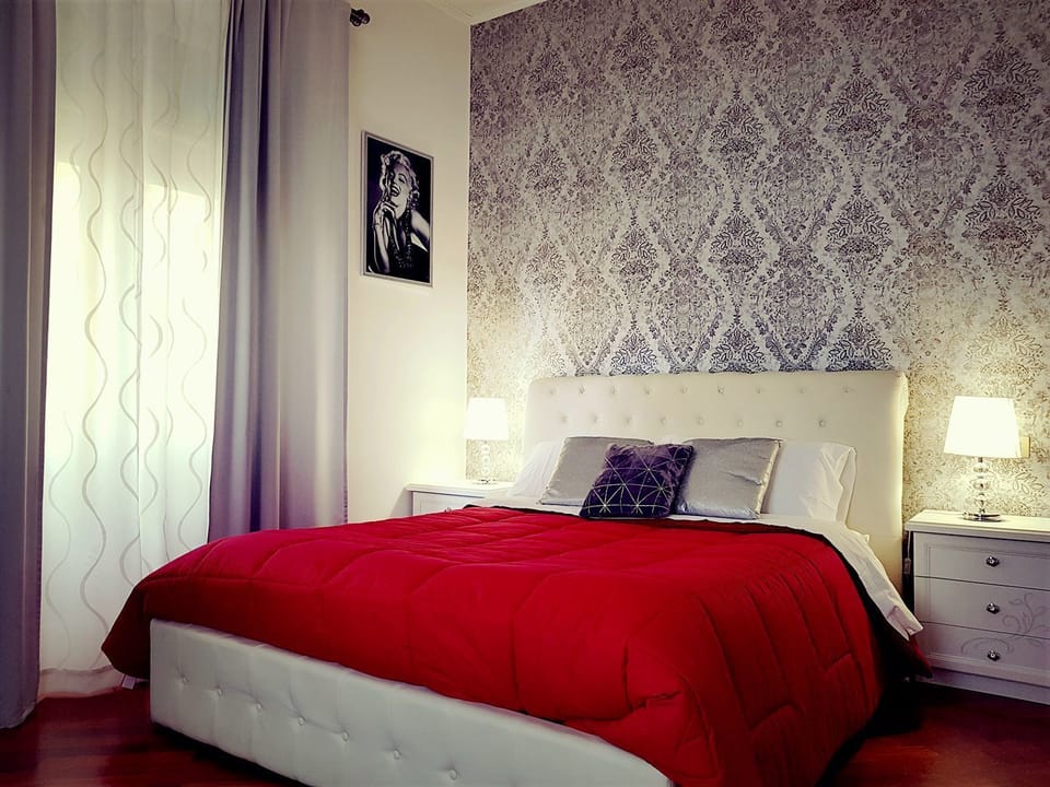 Frette Italian sheets, premium bedding, down comforters, pillowtop beds