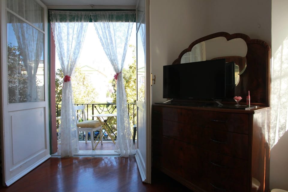 Deluxe Double Room, Private Bathroom | Terrace/patio