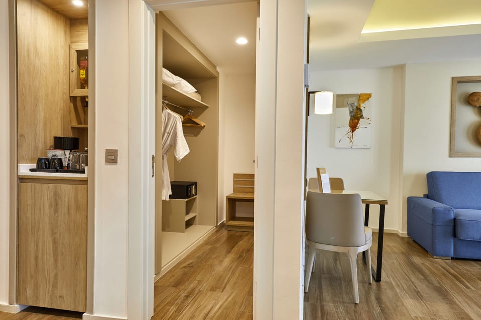 1 bedroom, minibar, in-room safe, blackout drapes