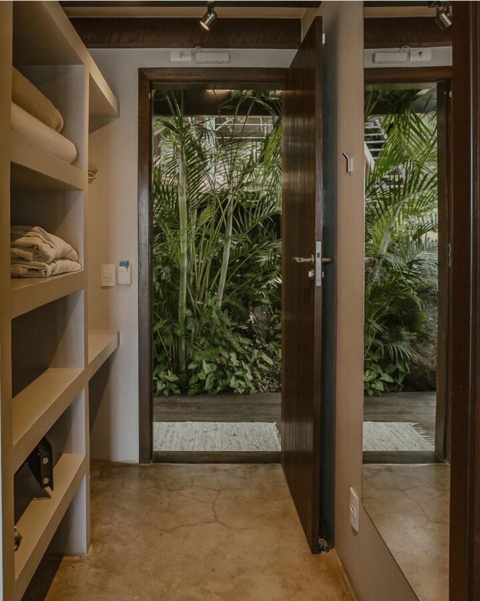 Suite Tre | Minibar, in-room safe, blackout drapes, soundproofing