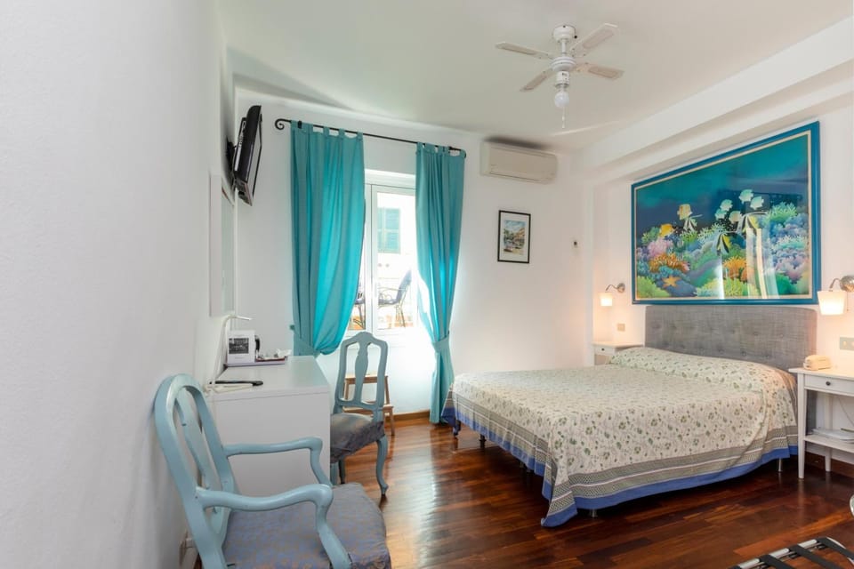 Standard Double Room | Down comforters, minibar, in-room safe, desk