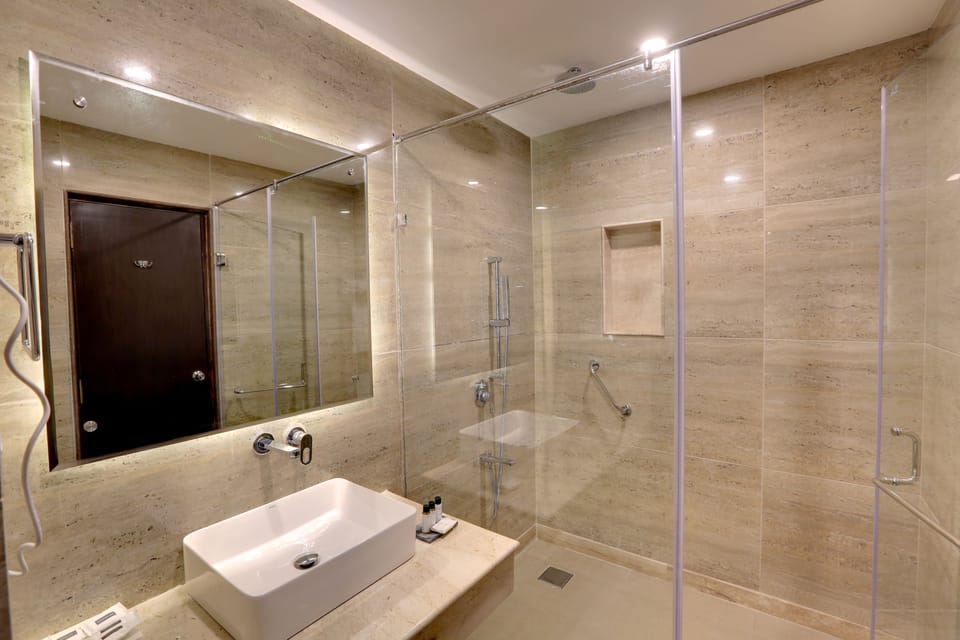 Shower, free toiletries, hair dryer, bathrobes