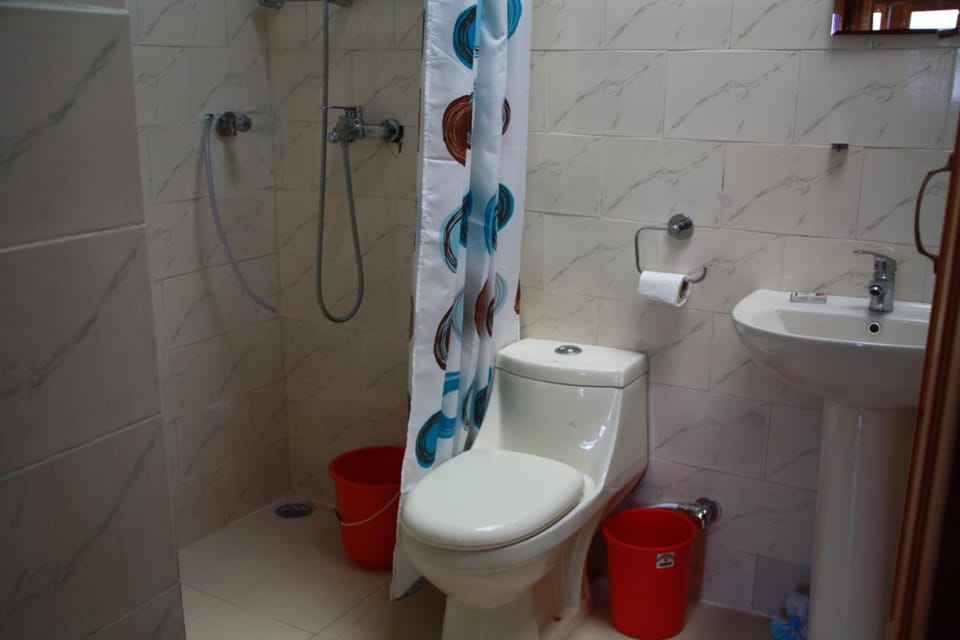 Shower, deep soaking tub, free toiletries