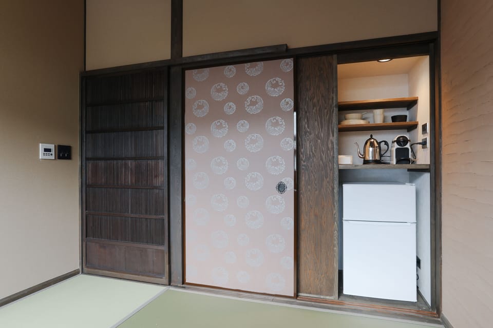 House, Non Smoking | 3 bedrooms, premium bedding, desk, iron/ironing board