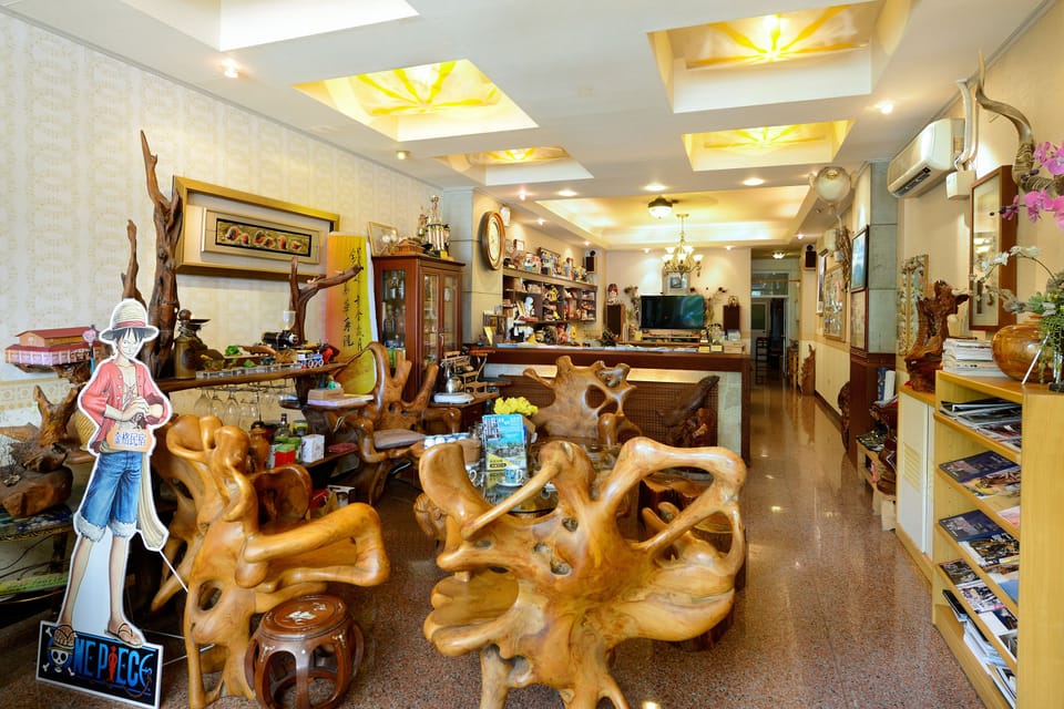 Classic Double Room, Balcony | Lobby